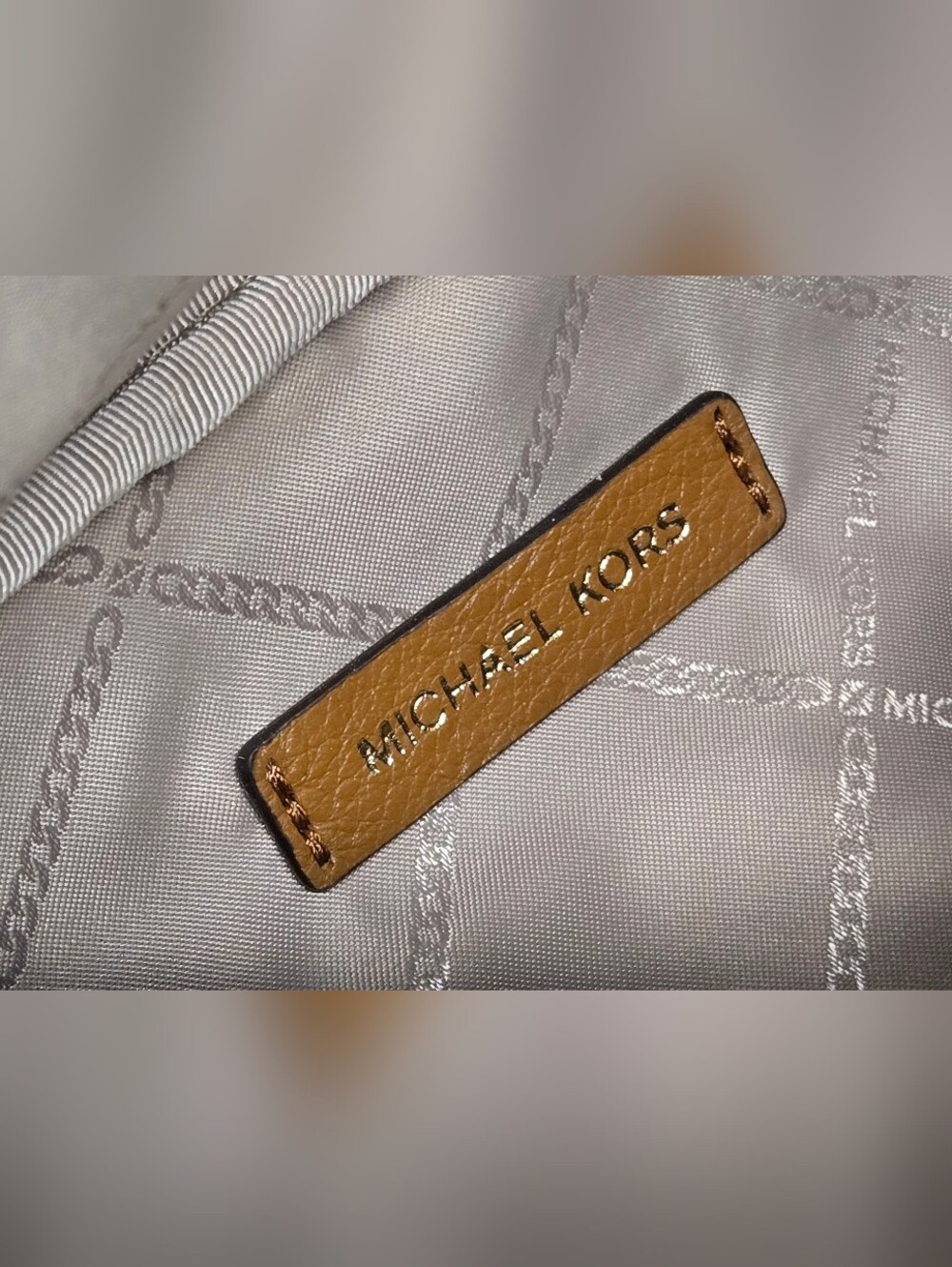 NWT Michael Kors Mott Medium Waistpack - Picture 15 of 16